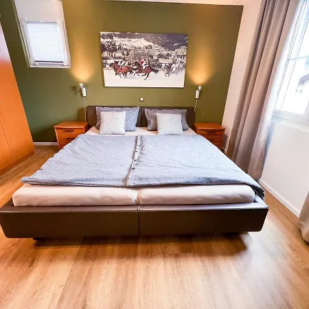 Swissme - 100qm - Oev Inklusive - 2 Baeder - Parkplatz - Balkon *
