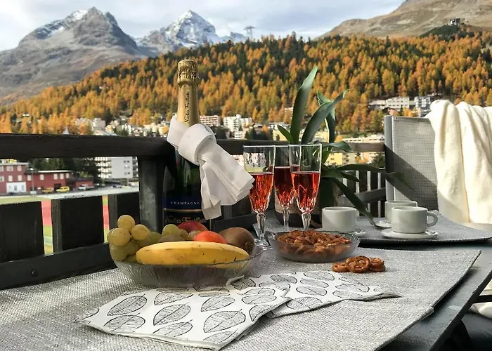 Lägenhet Swissme - 100qm - Balkon - 2 Baeder - Parkplatz - Fussbodenheizung