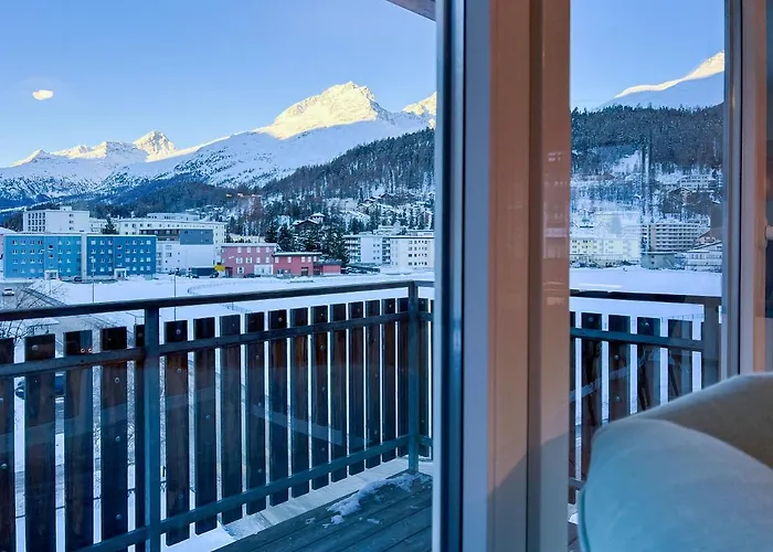 Lägenhet Swissme - 100qm - Balkon - 2 Baeder - Parkplatz - Fussbodenheizung