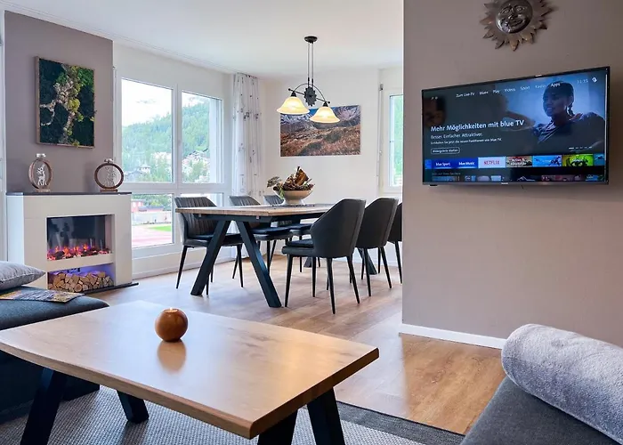 Swissme - 100qm - Balkon - 2 Baeder - Parkplatz - Fussbodenheizung 公寓 圣莫里茨